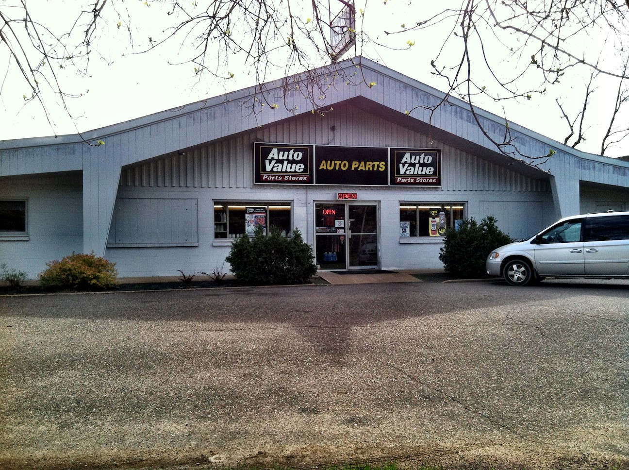 Chippewa Falls, WI Auto Value (Auto Value)